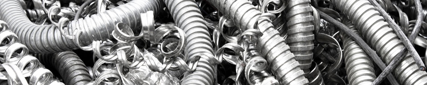 Spiral metal hortum ve boru hurdası yığını – Alüminyum Hurda Kablo Fiyatı